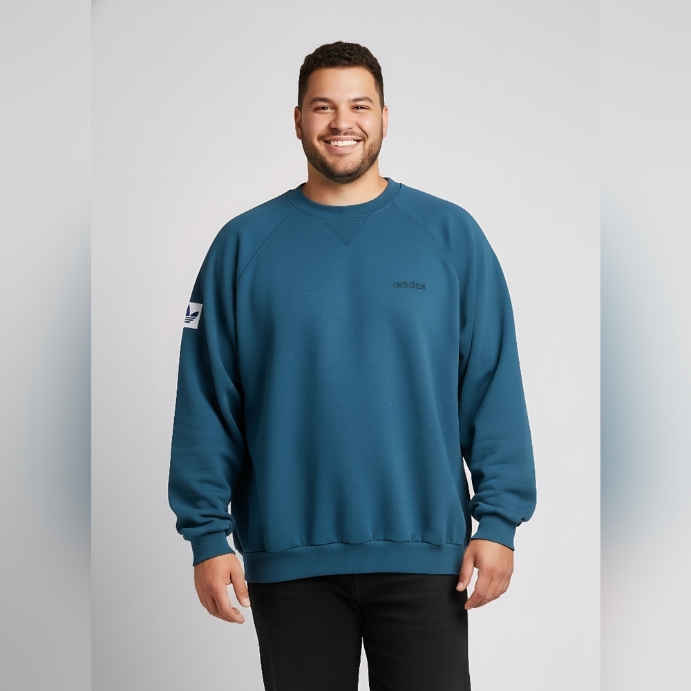 RARE VINTAGE  Adidas Privasport Crewneck Sweatshirt L Teal Blue MADE IN CANADA